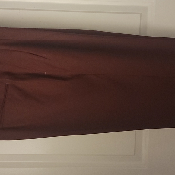 Men 3, Piece very nice burgundy Suit. FATHER'S DAY OR PROM!! - Picture 11 of 15
